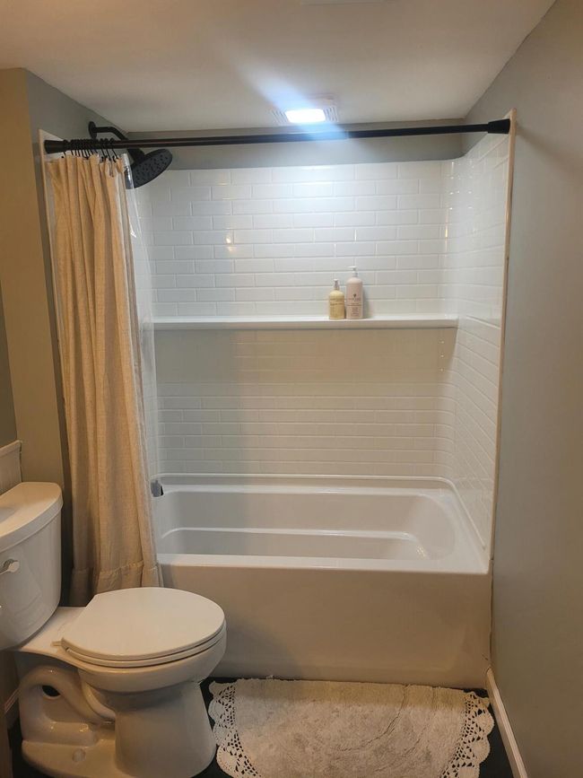 APT-208 - 6175 S Mirror Lake Dr, Condo with 2 bedrooms, 2 bathrooms and null parking in Sebastian FL | Image 5