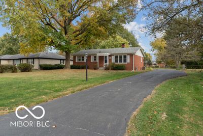 117 Kirk Drive W, House other with 3 bedrooms, 2 bathrooms and null parking in Indianapolis IN | Image 2