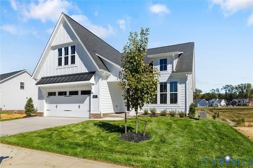 8529 Chimney Rock Dr, Mechanicsville, VA, 23116-6705 | Card Image