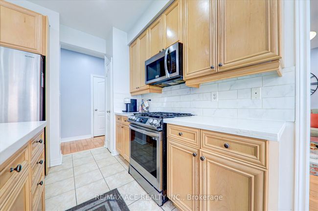 82 Warnford Cir, House other with 7 bedrooms, 5 bathrooms and 4 parking in Ajax ON | Image 15