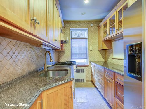 apt-6t-83 Austin St, Kew Gardens, NY, 11415-1814 | Card Image