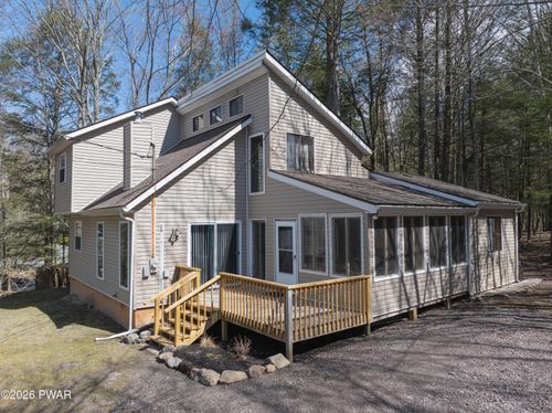 1044 Red Hawk Dr, Lake Ariel, PA, 18436-8110 | Card Image