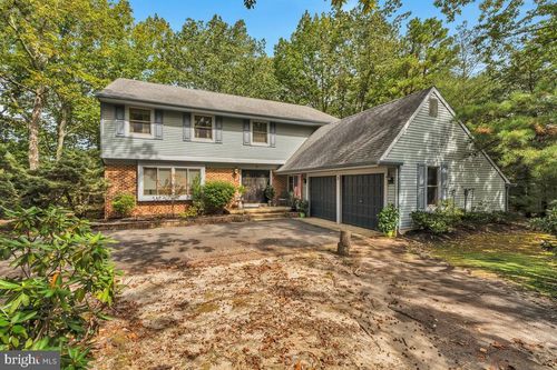 2 Harwood Dr, VOORHEES, NJ, 08043-2920 | Card Image