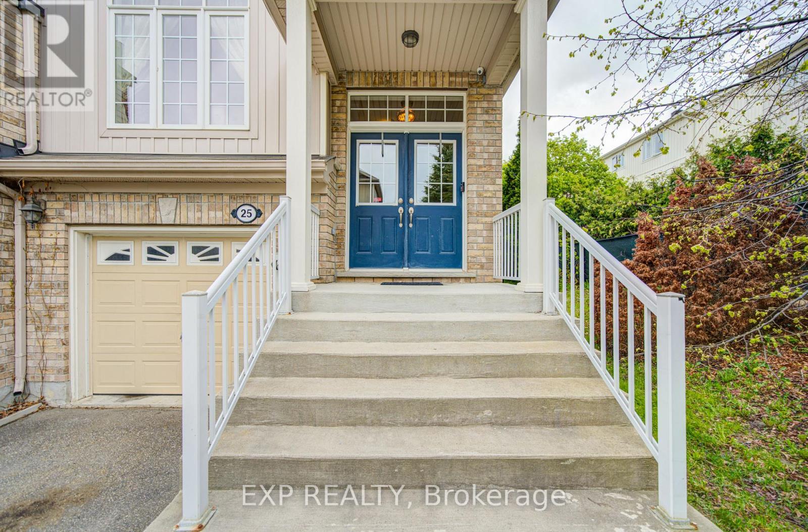 Residential in Halton Hills (Georgetown) 2