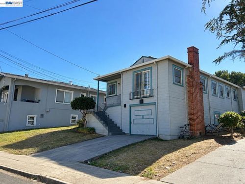 6915 Lacey Ave, Oakland, CA, 94605-2579 | Card Image