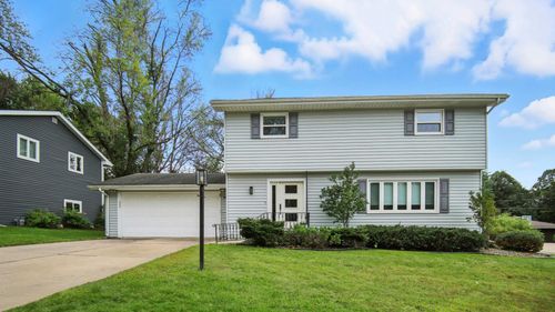 2207 5th Ave Nw, Austin, MN, 55912-1153 | Card Image