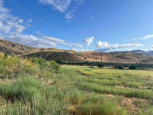1 Mallard Ln, Horseshoe Bend, ID, 83629-5134 | Card Image