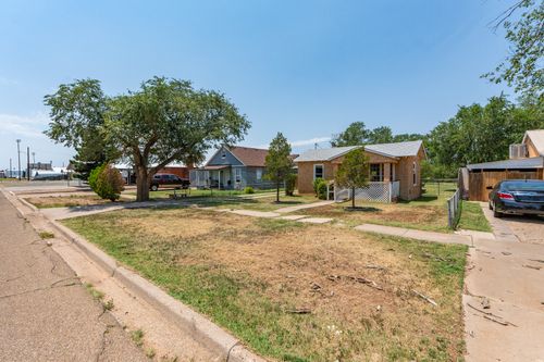 812 N Walnut St, Clovis, NM, 88101 | Card Image