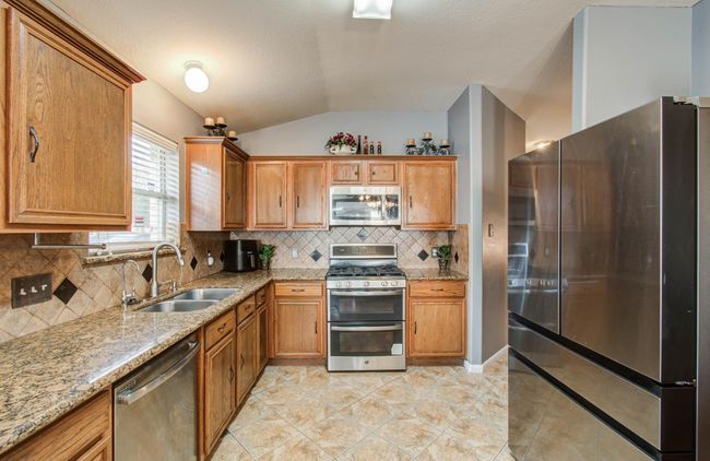 19943 Black Pearl Ct, House other with 3 bedrooms, 2 bathrooms and 2 parking in Houston TX | Image 16