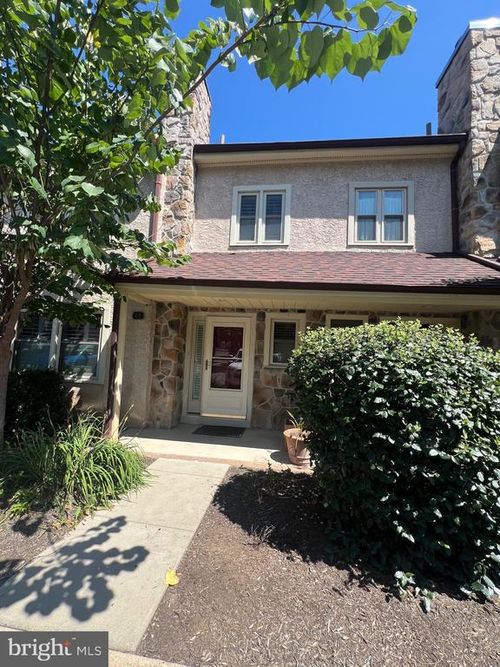 86 Bunker Hill Ct, WAYNE, PA, 19087-5831 | Card Image