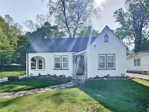 499 Woodlawn Ave Nw, atlanta, GA, 30318-8150 | Card Image