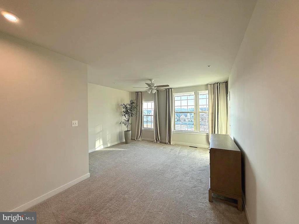Residential Lease in IJAMSVILLE 3