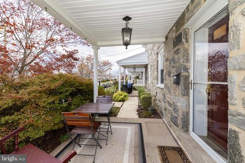 52 Woodbine Rd, HAVERTOWN, PA, 19083-4426 | Card Image