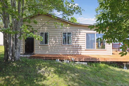 5020 N Main St, Long Lake, MI, 48743 | Card Image