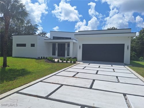 4070 24th Ave Se, NAPLES, FL, 34117-9235 | Card Image