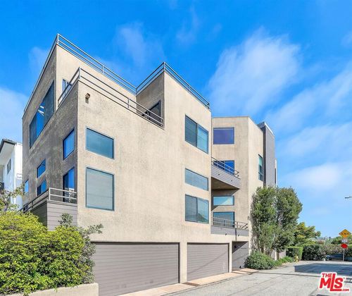 15 Via Marina, Marina del Rey, CA, 90292-7126 | Card Image
