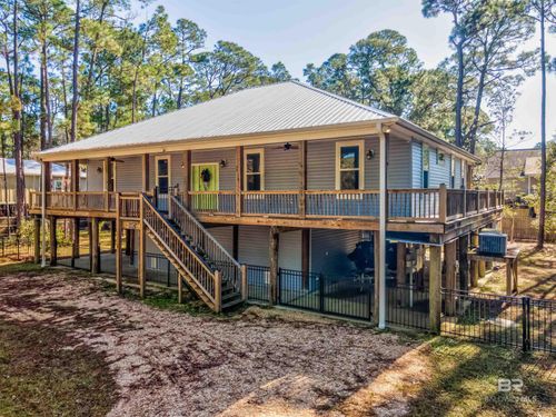 407 Chenault Ave, Dauphin Island, AL, 36528-3526 | Card Image