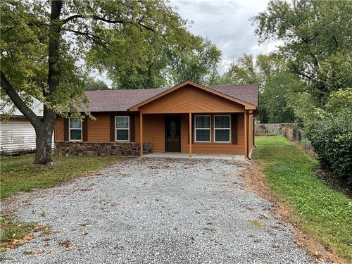 304 N 5th St, Jay, OK, 74346-3311 | Card Image