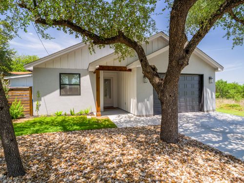 638 Oak Ln, Cottonwood Shores, TX, 78657-9305 | Card Image