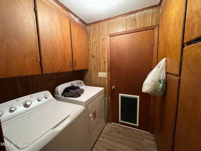 Laundry Room | Image 18