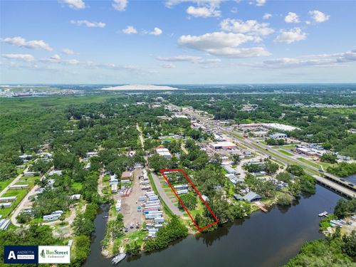 11224 Restwood Dr, GIBSONTON, FL, 33534-4743 | Card Image