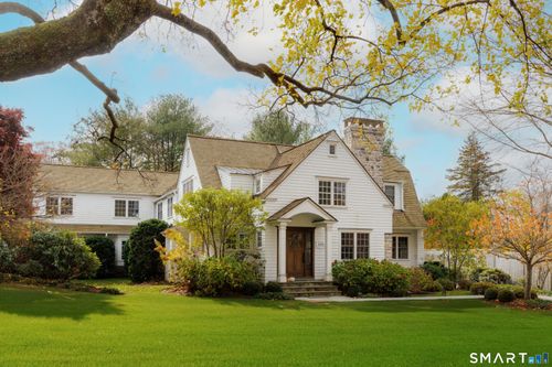 24 Compo Pkwy, Westport, CT, 06880-6520 | Card Image