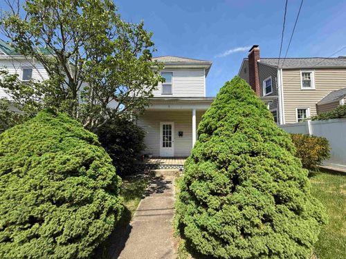 220 Vermont Avenue, Clarksburg, WV, 26301 | Card Image