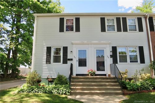 104 Sylvan Knoll Rd, Stamford, CT, 06902-5314 | Card Image
