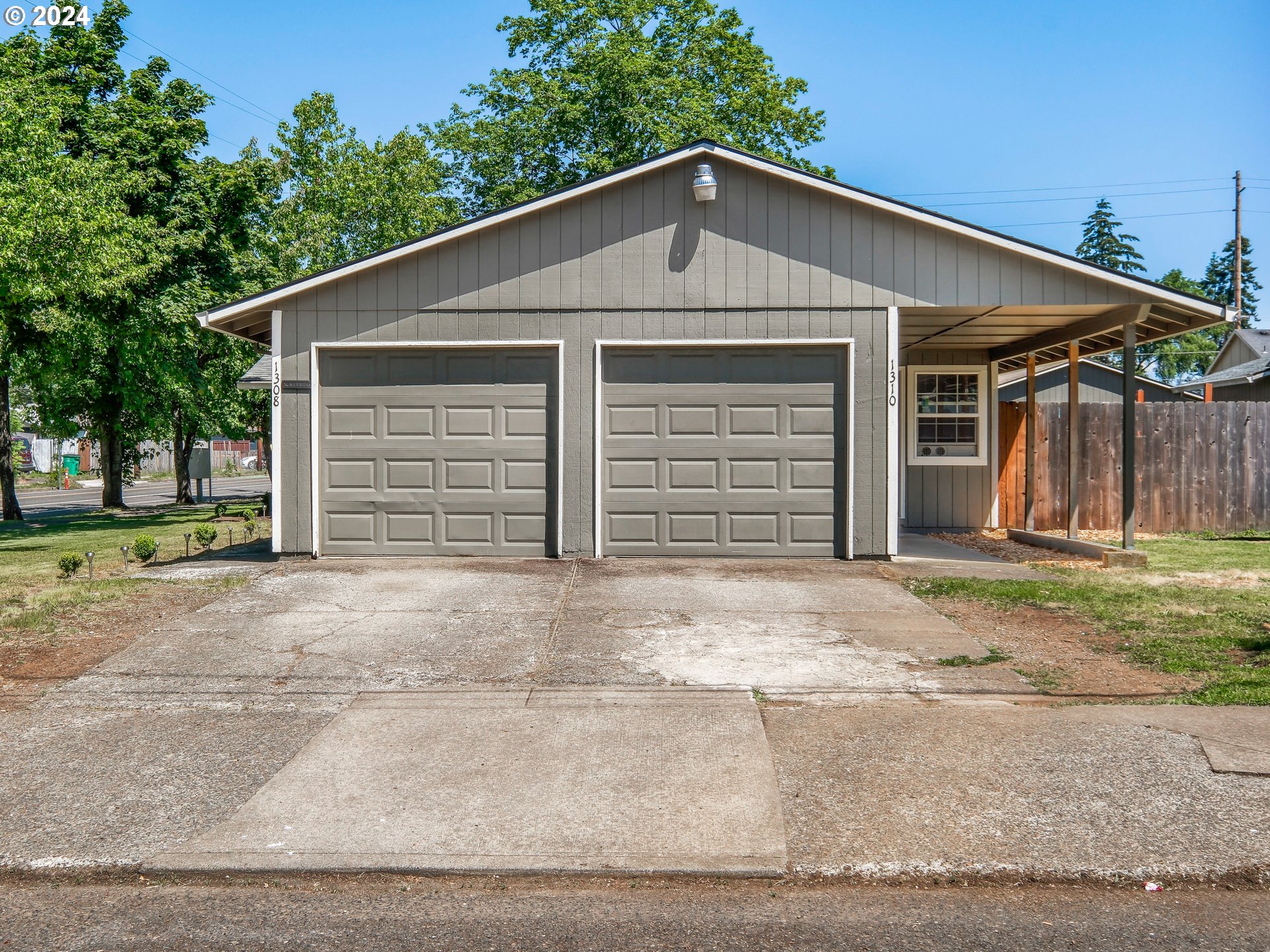 160th Pl, Portland, OR 97233