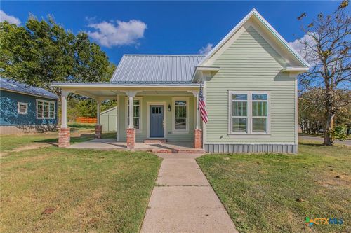 413 S Lutterloh Ave, Gatesville, TX, 76528-2151 | Card Image