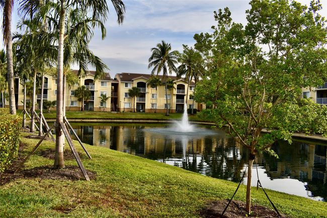 APT-111 - 2600 S University Dr, Condo with 2 bedrooms, 2 bathrooms and null parking in Davie FL | Image 30