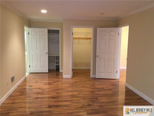 2803 Ridgefield Ct, Helmetta, NJ, 08828-1154 | Card Image