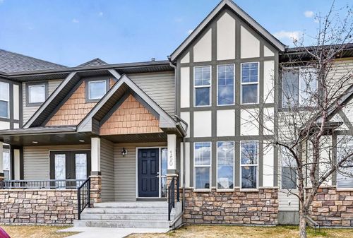150 Everridge Common Sw, Calgary, AB, T2Y5H1 | Card Image