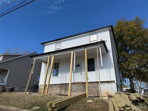 105 E Roosevelt Ave, Union, MO, 63084-1259 | Card Image