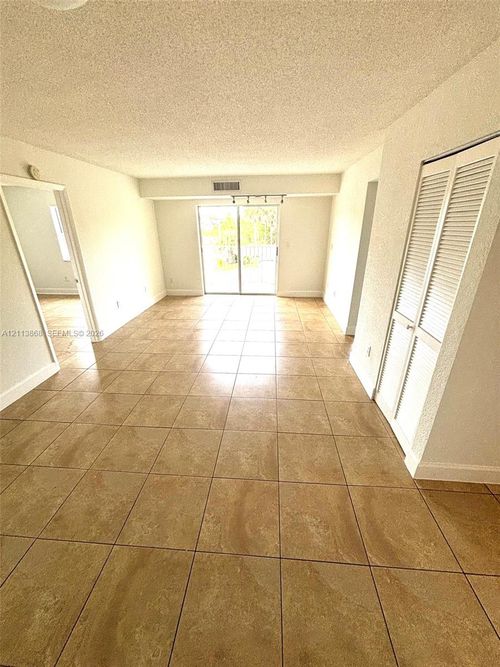 101-8200 Sw 210th St, Cutler Bay, FL, 33189-3461 | Card Image