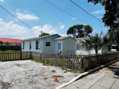 1927-1927 Windsor Ave, West Palm Beach, FL, 33407-6281 | Card Image