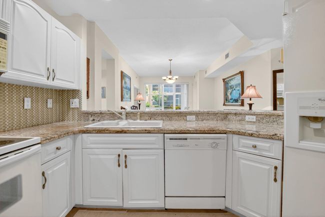 UNIT-101 - 12447 Crystal Pointe Dr, Condo with 3 bedrooms, 2 bathrooms and null parking in Boynton Beach FL | Image 25