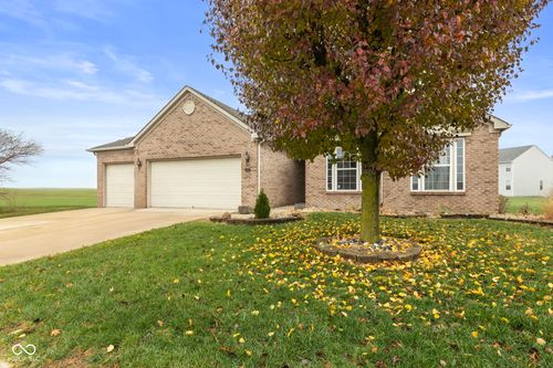 2209 Leeward Ct, Greenwood, IN, 46143-6540 | Card Image