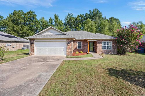 217 Ashbrook Ln, Russellville, AR, 72802-2343 | Card Image
