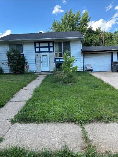 417 28 Avenue W, House other with 2 bedrooms, 1 bathrooms and null parking in Milan IL | Image 2