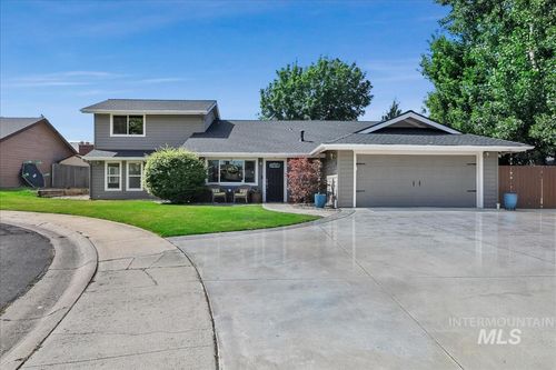 171 Northview Dr, Eagle, ID, 83616-5021 | Card Image