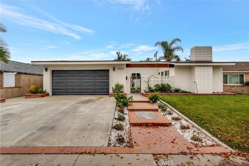 6532 Rome Cir, Huntington Beach, CA, 92647-2647 | Card Image