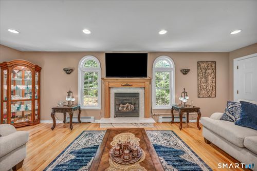 340 Toby Hill Rd, Westbrook, CT, 06498-3522 | Card Image