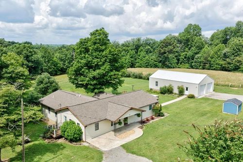 129 Melton Ln, Monterey, TN, 38574-5536 | Card Image