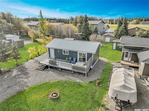 17 White Poplar Cres, Candle Lake, SK, S0J3E0 | Card Image
