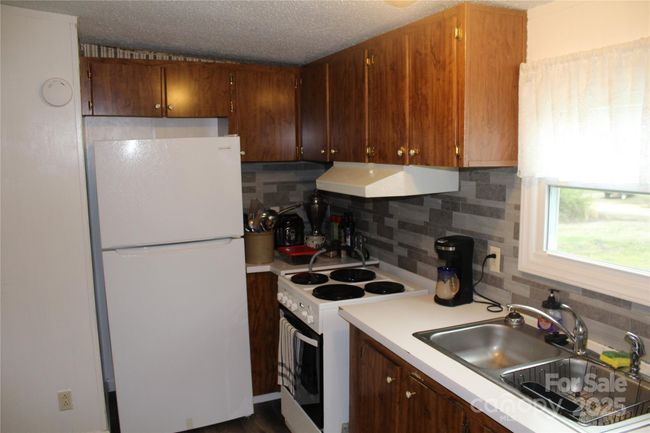 6454 Lostkey Dr, House other with 3 bedrooms, 2 bathrooms and null parking in Connelly Springs NC | Image 16