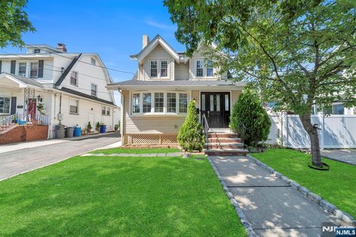 448 Teaneck Rd, Ridgefield Park, NJ, 07660-1516 | Card Image