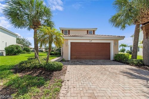 2537 Deerfield Lake Ct, CAPE CORAL, FL, 33909-2944 | Card Image
