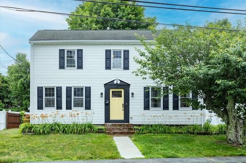 96 Ash St, Danvers, MA, 01923-2728 | Card Image