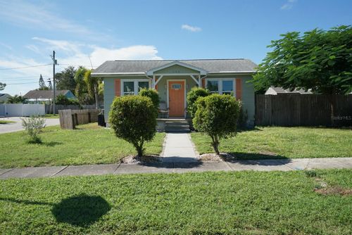 145 Ne Lincoln Cir N, ST PETERSBURG, FL, 33702-6852 | Card Image